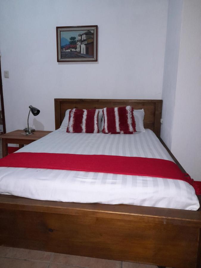 Hostal Blood Moon Río Dulce Exterior foto