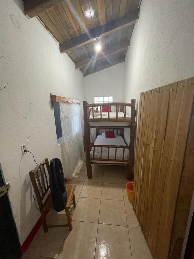 Hostal Blood Moon Río Dulce Exterior foto